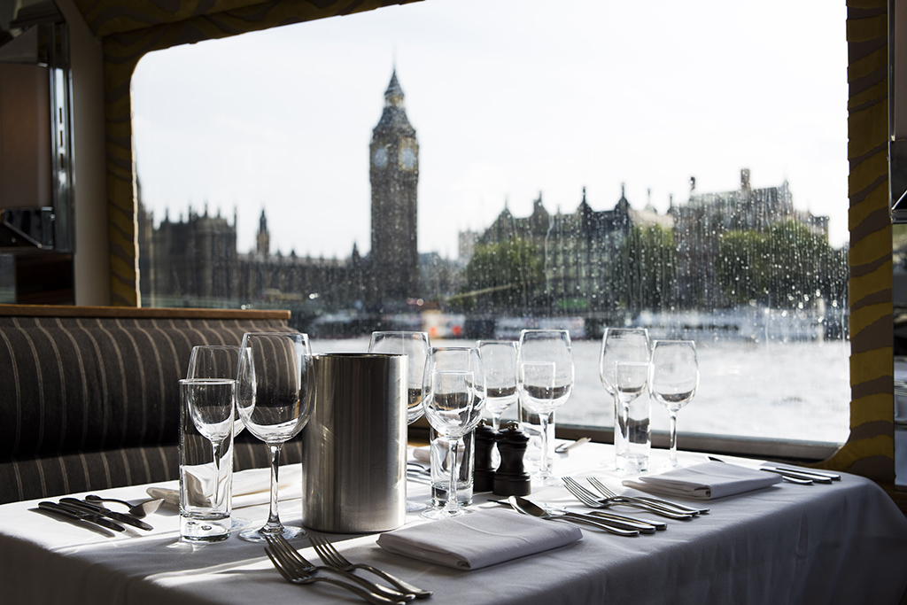 Rob Cartwright Photography www.robcartwrightphotography.com London UK professional corporate business event Estee Lauder companies ELC teambuilding long service awards dinner party silver barracuda boat thames river westminster parliament dining venue woods silver fleet big ben window view